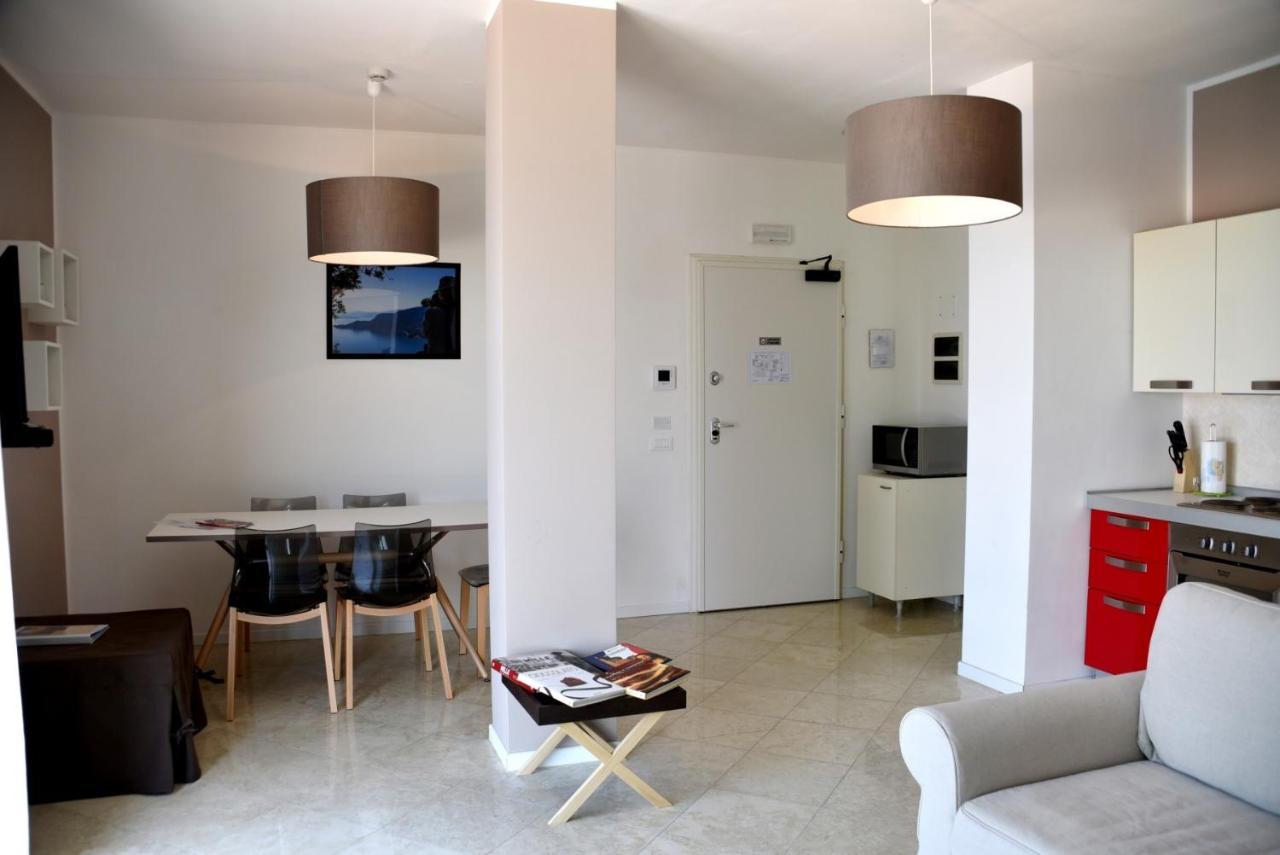 Residenza Miralago By Wonderful Italy Desenzano del Garda Exteriér fotografie