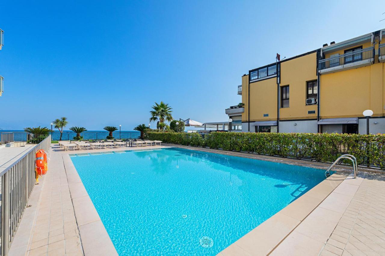 Residenza Miralago By Wonderful Italy Desenzano del Garda Exteriér fotografie