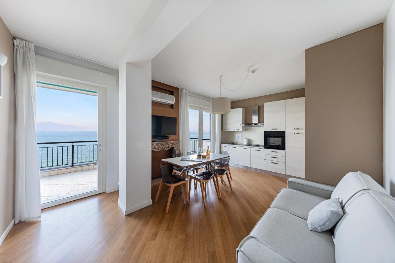 Residenza Miralago By Wonderful Italy Desenzano del Garda Exteriér fotografie
