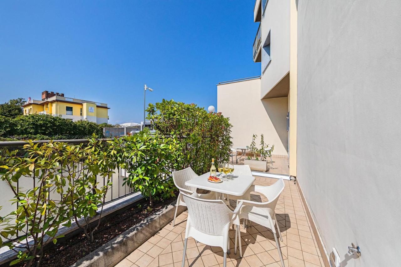 Residenza Miralago By Wonderful Italy Desenzano del Garda Exteriér fotografie