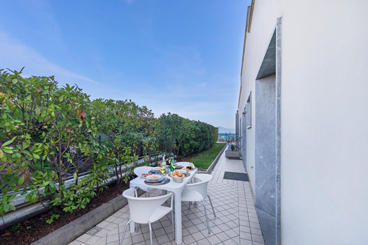 Residenza Miralago By Wonderful Italy Desenzano del Garda Exteriér fotografie