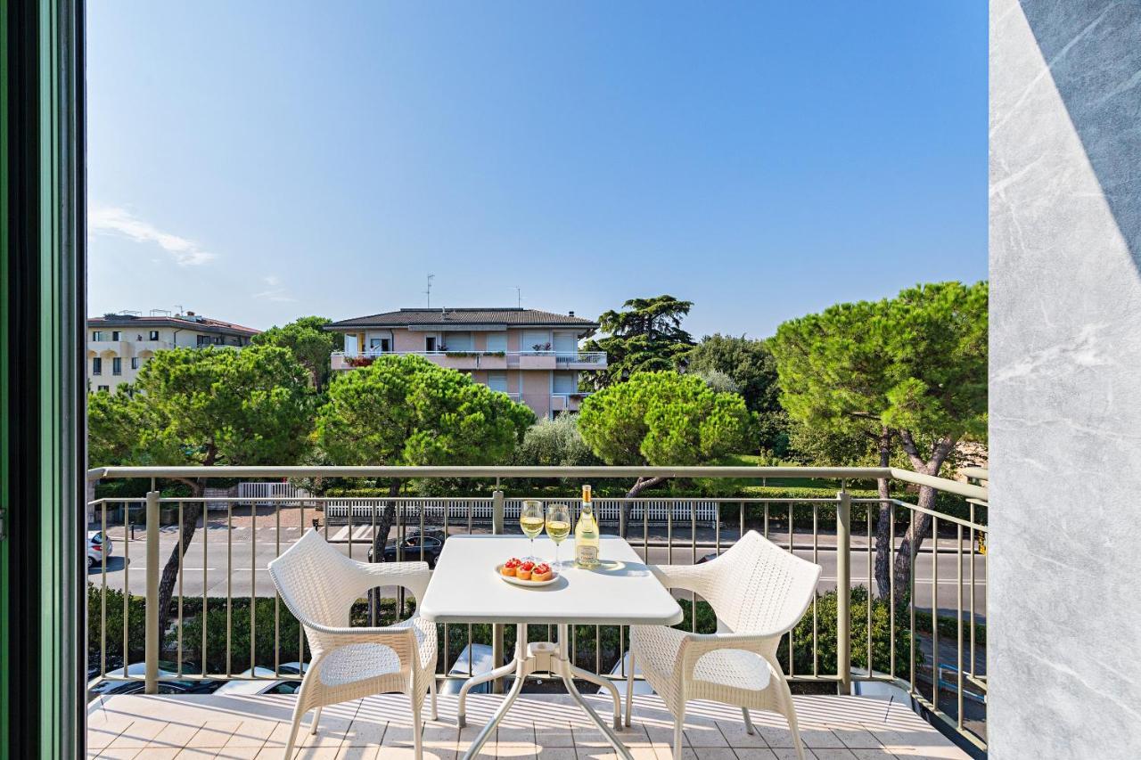 Residenza Miralago By Wonderful Italy Desenzano del Garda Exteriér fotografie