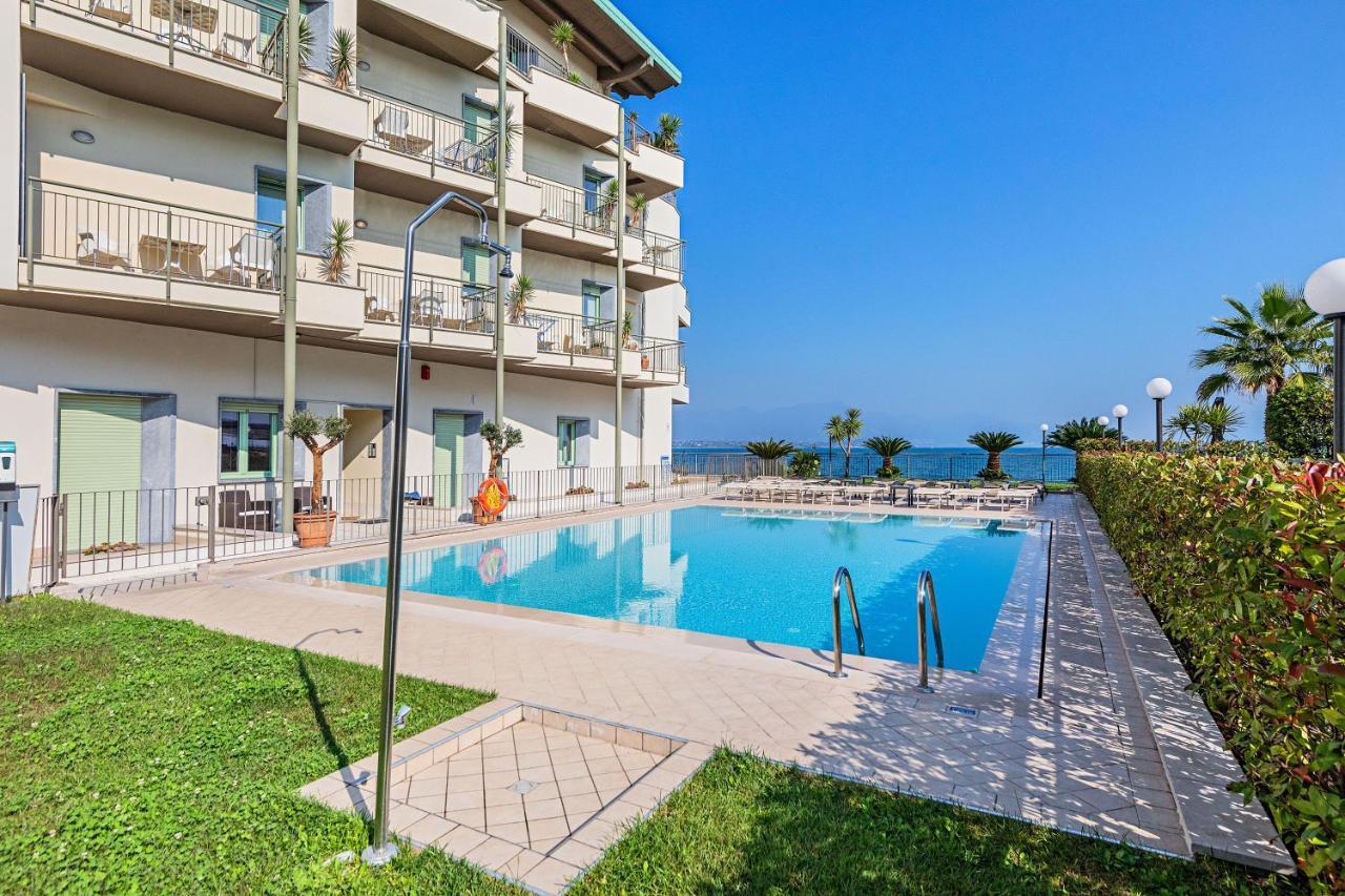 Residenza Miralago By Wonderful Italy Desenzano del Garda Exteriér fotografie